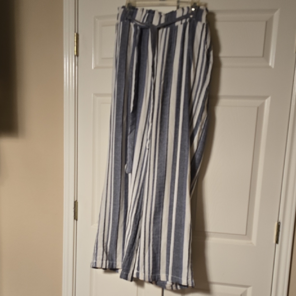 Blue Striped Women Linen Pants - Picture 3 of 6